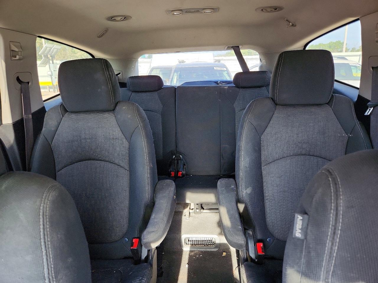 2014 Chevrolet Traverse Lt - zdjęcie 10