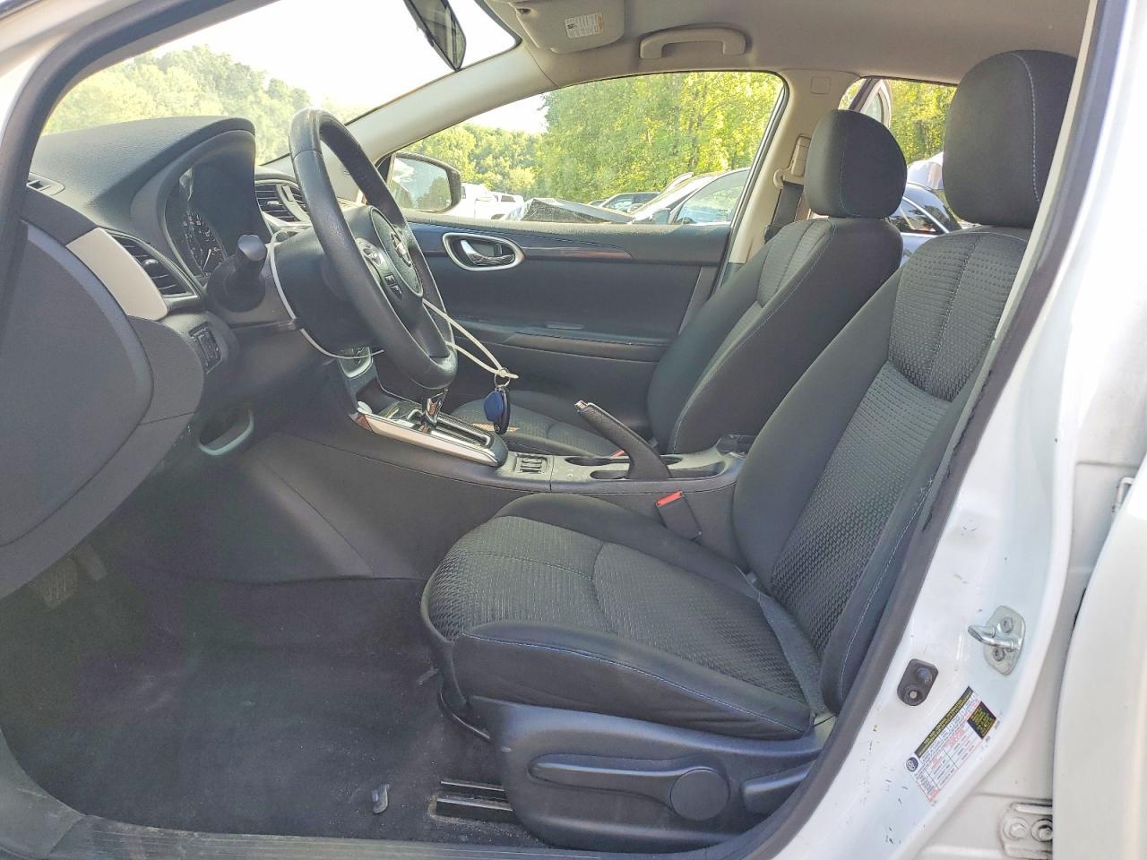 2018 Nissan Sentra Sr - zdjęcie 7
