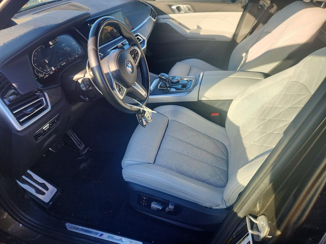 2023 BMW X5 xDrive45E - zdjęcie 7
