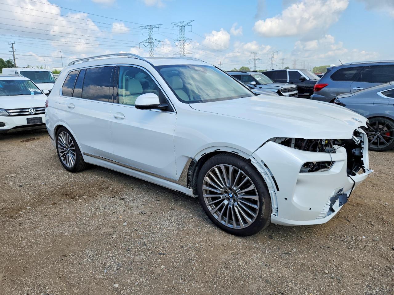 2023 BMW X7 xDrive40I - zdjęcie 4