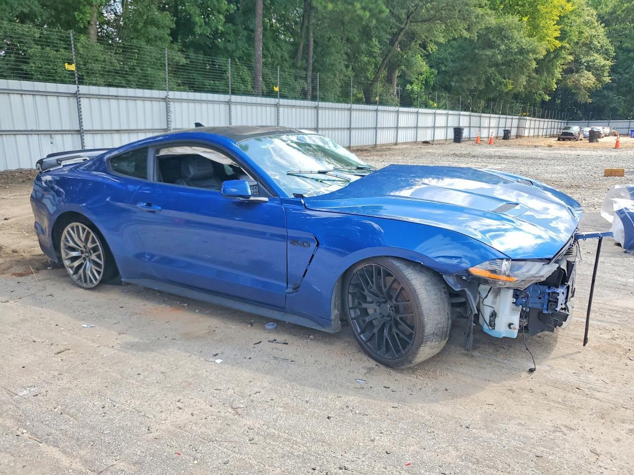 2022 Ford Mustang Gt - zdjęcie 4