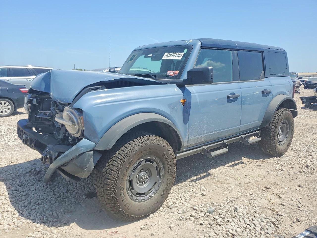 2025 Ford Bronco Badlands - zdjęcie główne
