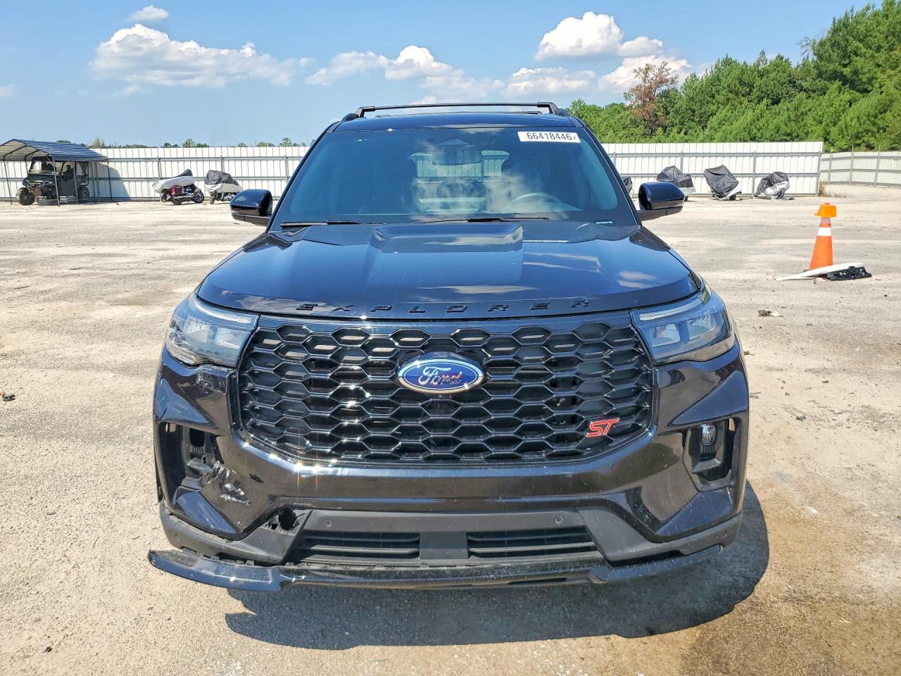 2025 Ford Explorer St - zdjęcie 5
