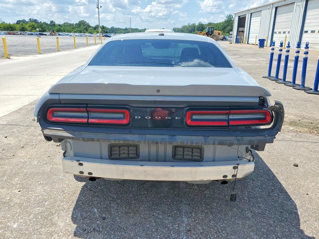 2021 Dodge Challenger Sxt - zdjęcie 6