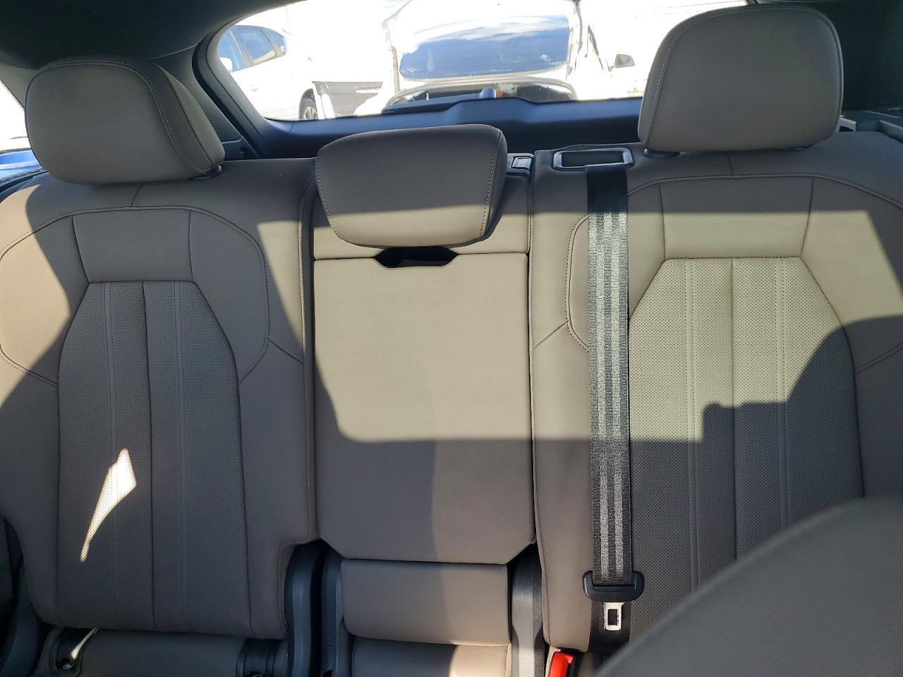 2025 Audi Q5 Premium Plus - zdjęcie 10