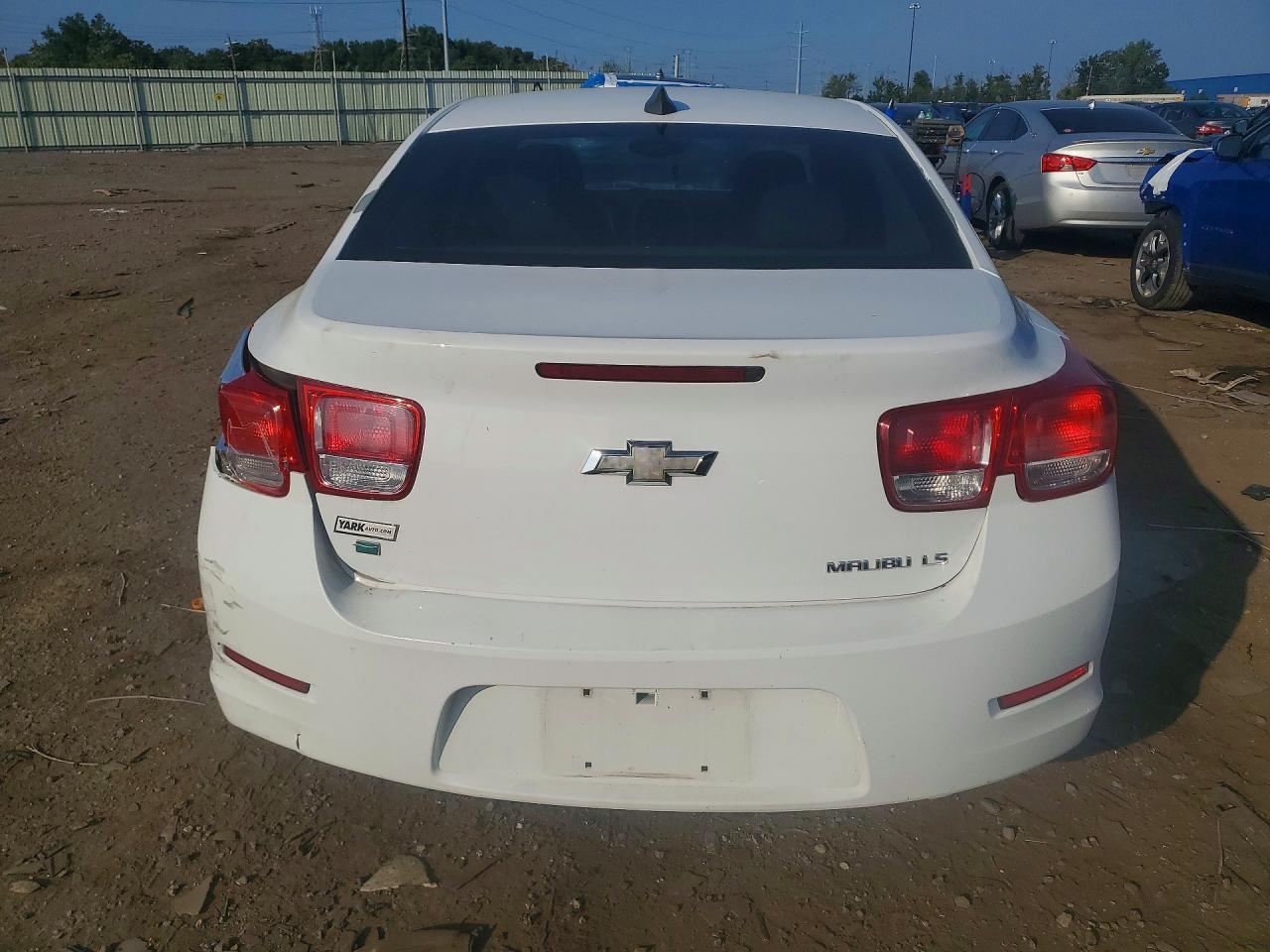 2015 Chevrolet Malibu Ls - zdjęcie 6