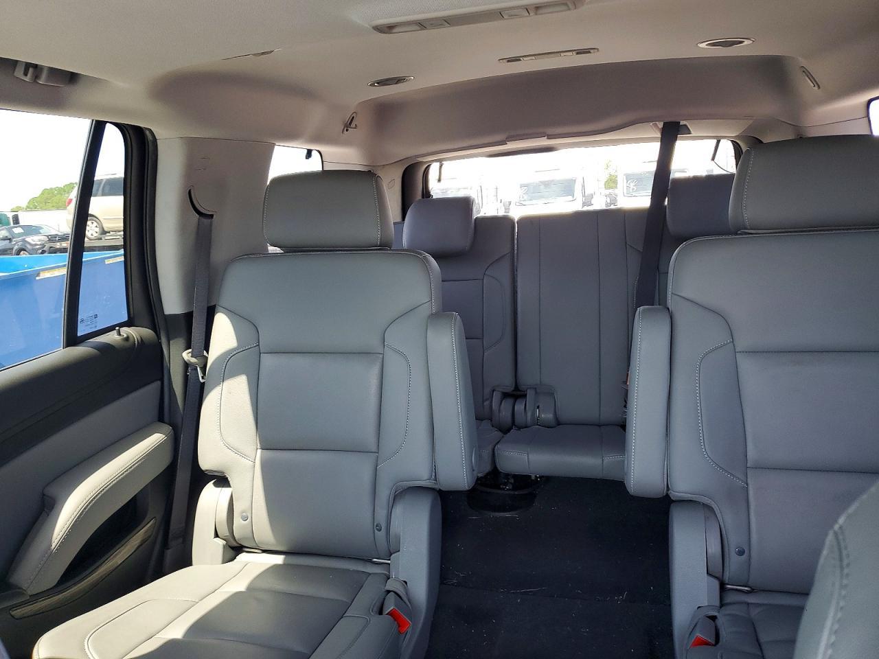 2020 Chevrolet Tahoe K1500 Lt - zdjęcie 10