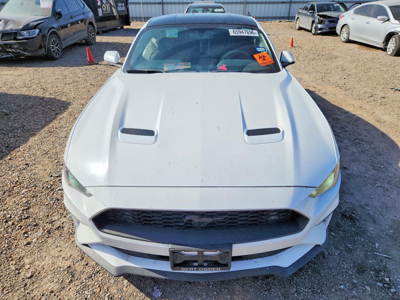 2018 Ford Mustang - zdjęcie 5