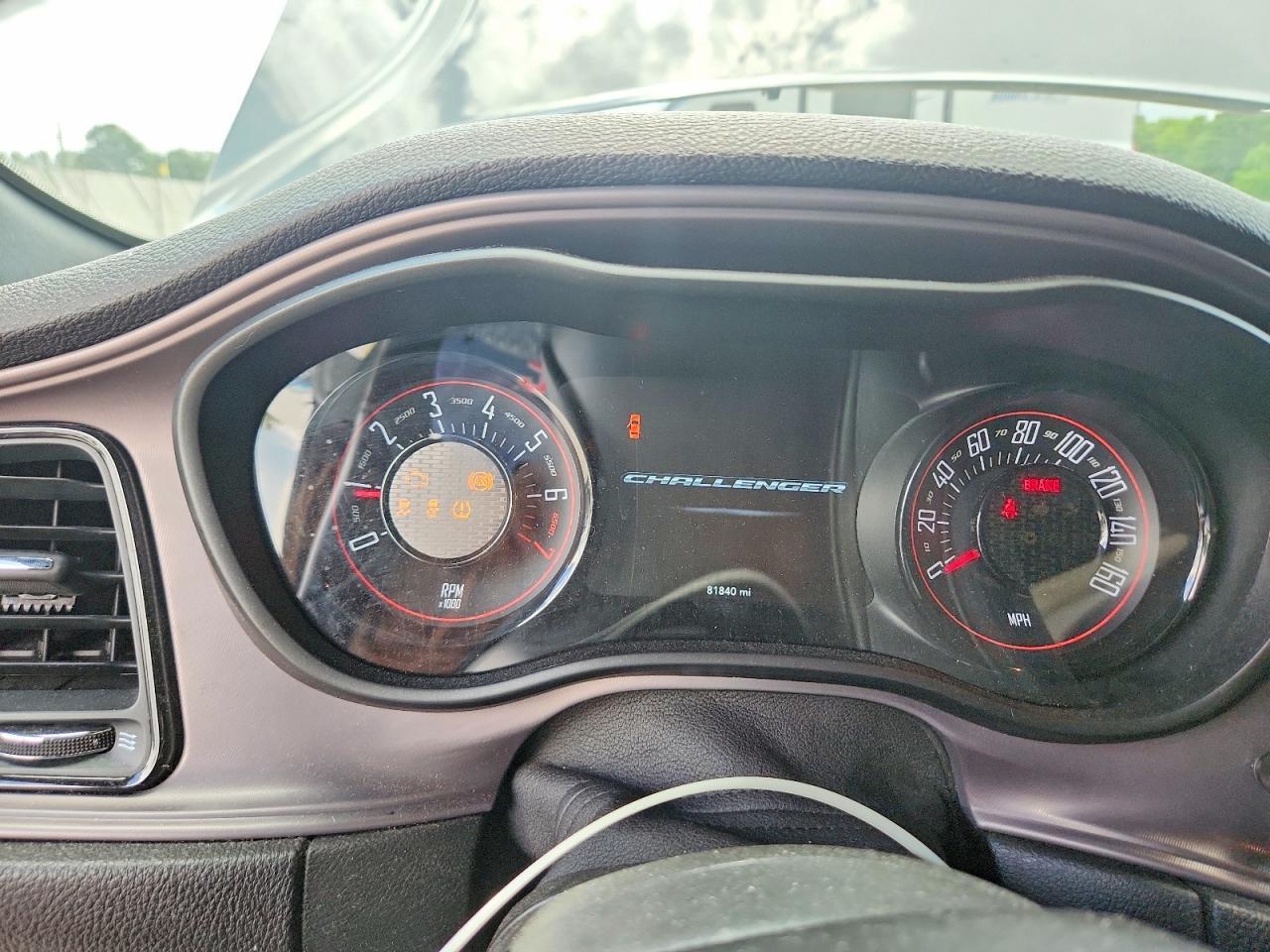 2023 Dodge Challenger Sxt - zdjęcie 9