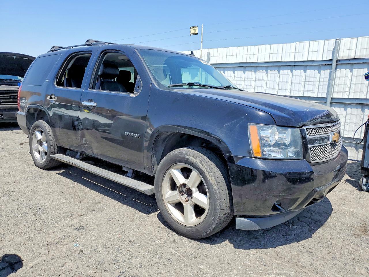 2014 Chevrolet Tahoe K1500 Ltz - zdjęcie 4