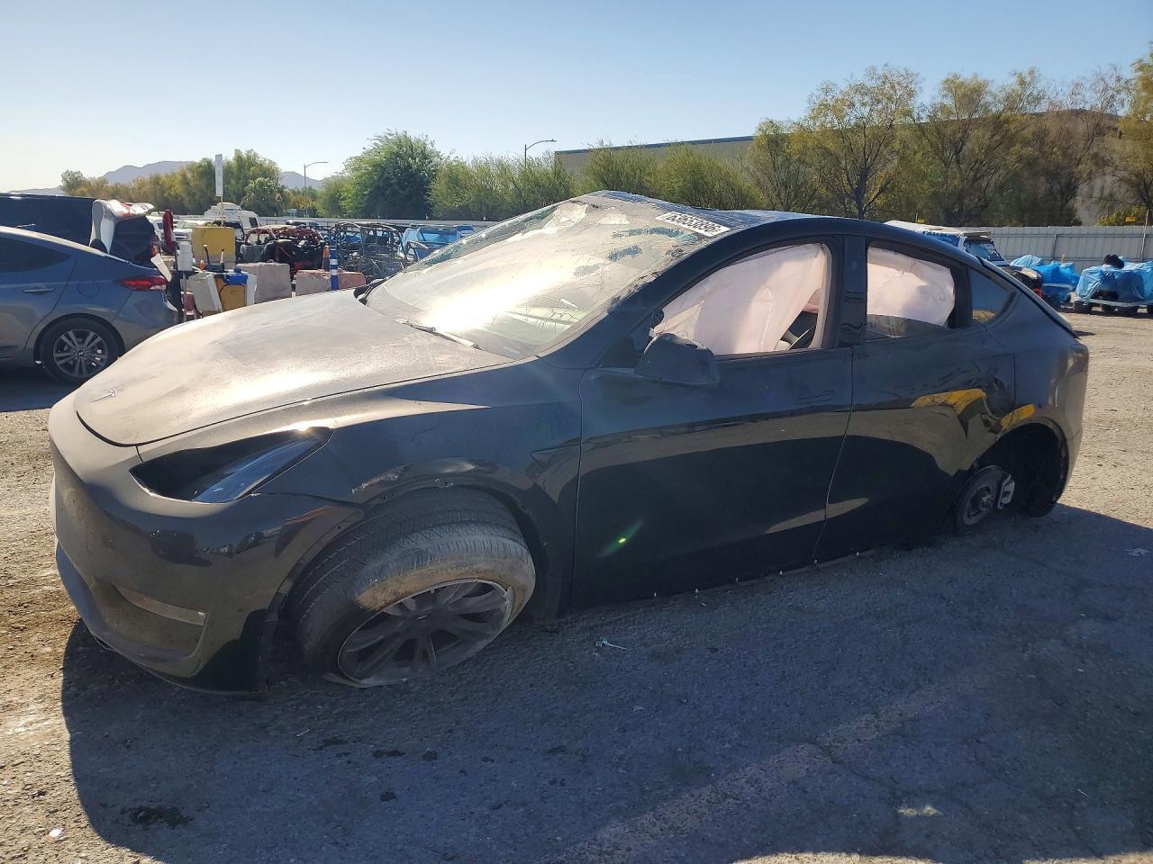 2024 Tesla Model Y - zdjęcie główne