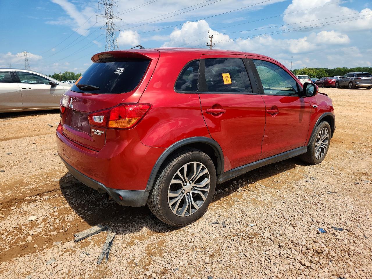 2016 Mitsubishi Outlander Sport Es - zdjęcie 3