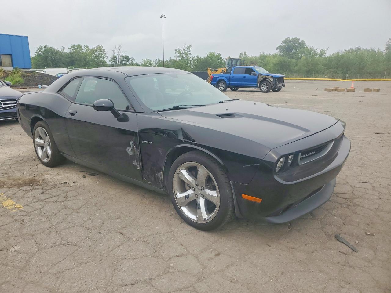 2013 Dodge Challenger R/T - zdjęcie 4