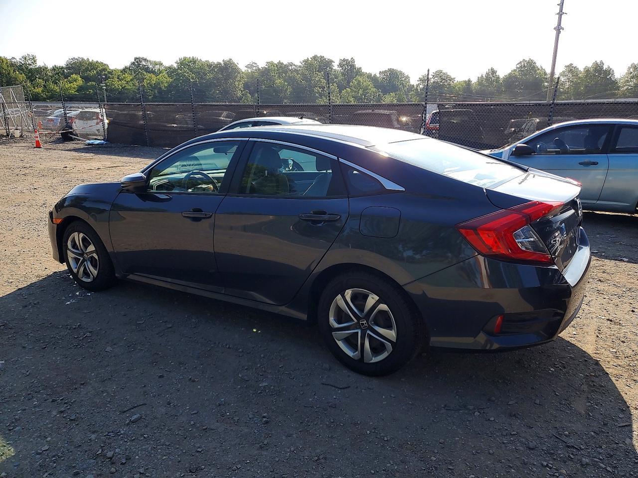 2017 Honda Civic Lx - zdjęcie 2