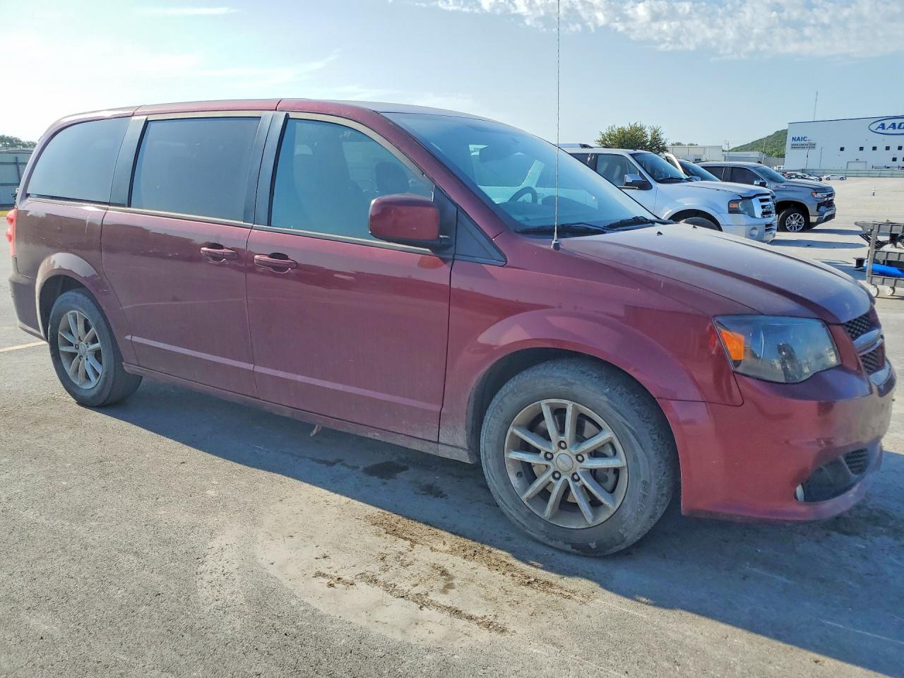 2018 Dodge Grand Caravan Gt - zdjęcie 4