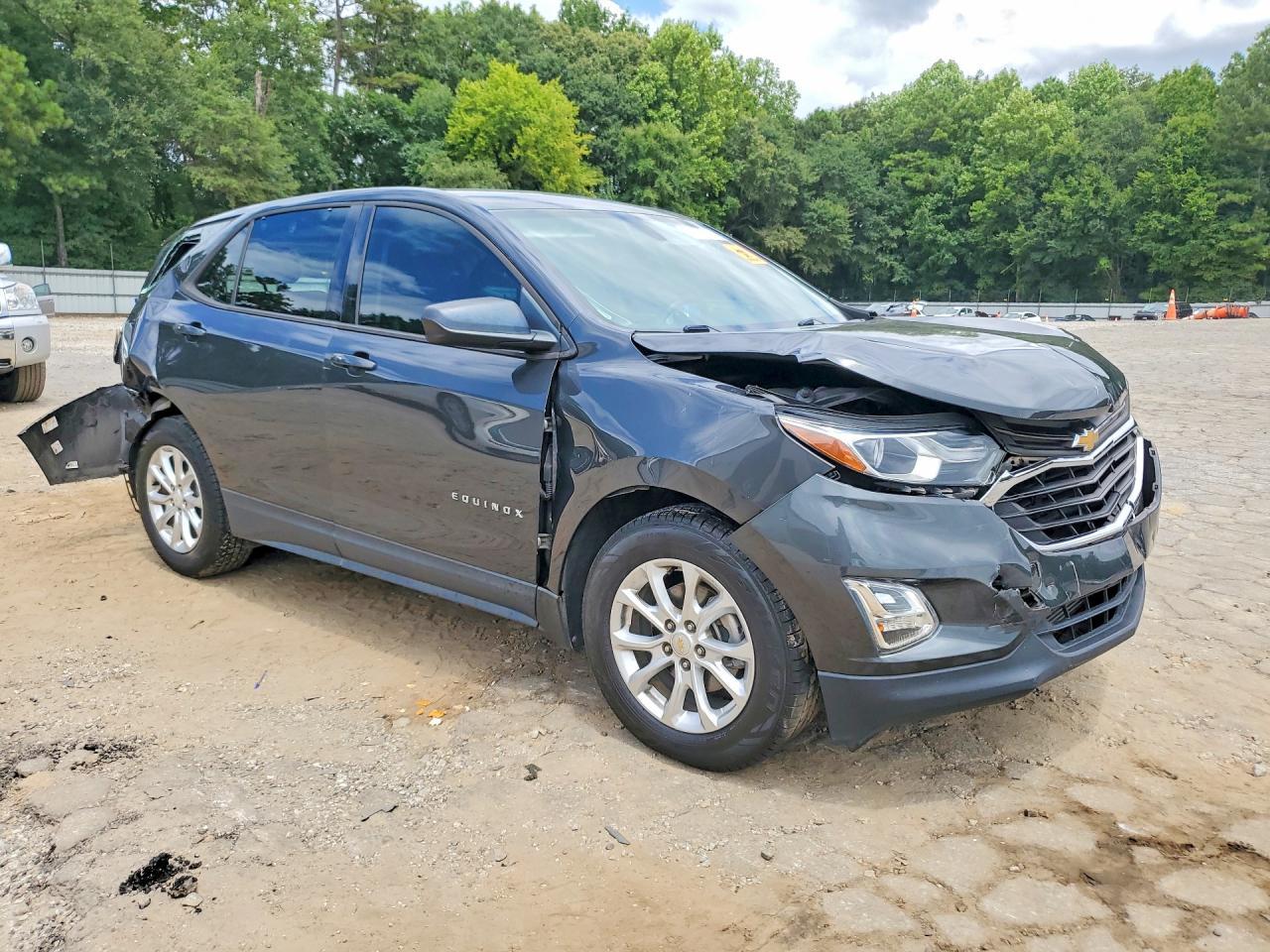 2018 Chevrolet Equinox Ls - zdjęcie 4