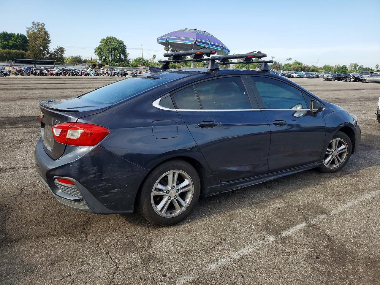2016 Chevrolet Cruze Lt - zdjęcie 3