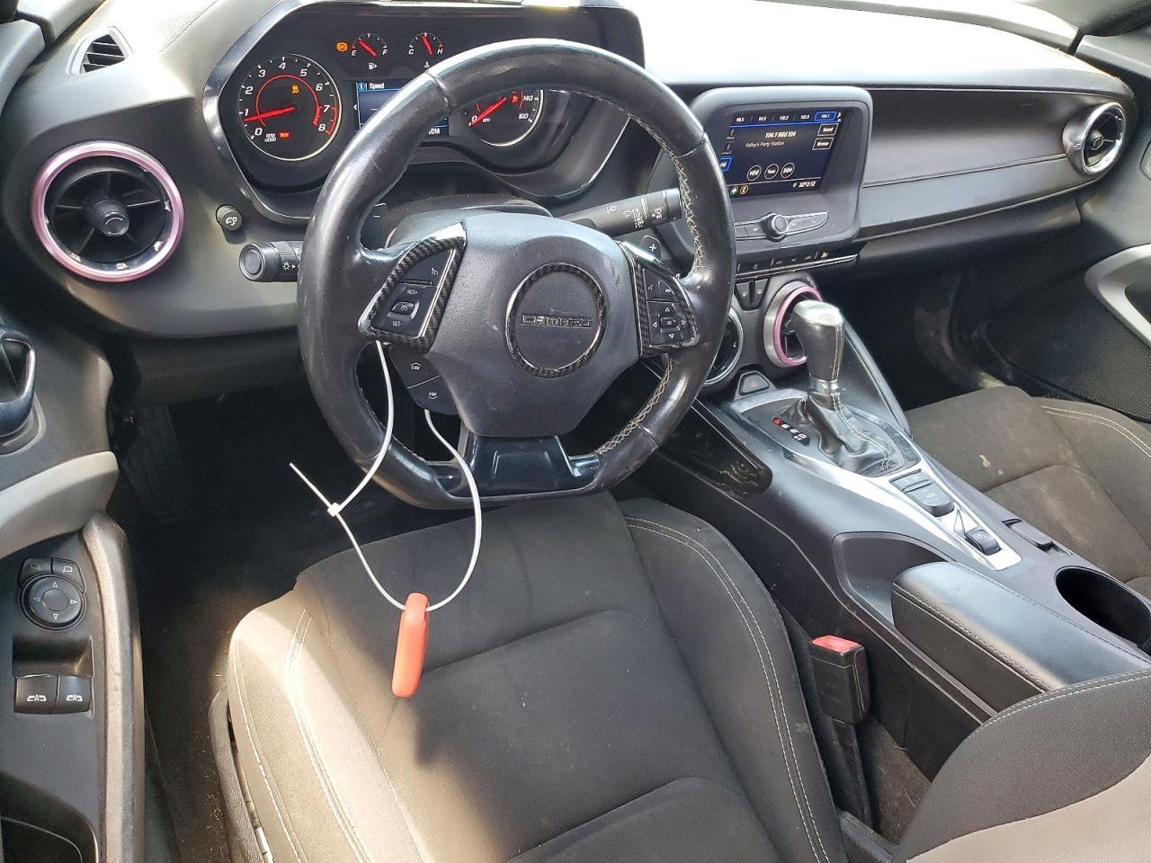 2020 Chevrolet Camaro Ls - zdjęcie 8