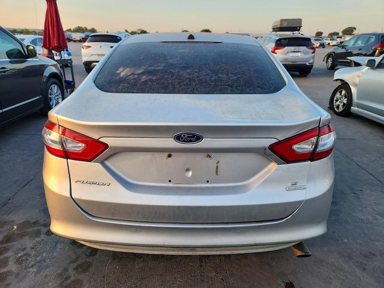 2013 Ford Fusion Se - zdjęcie 6