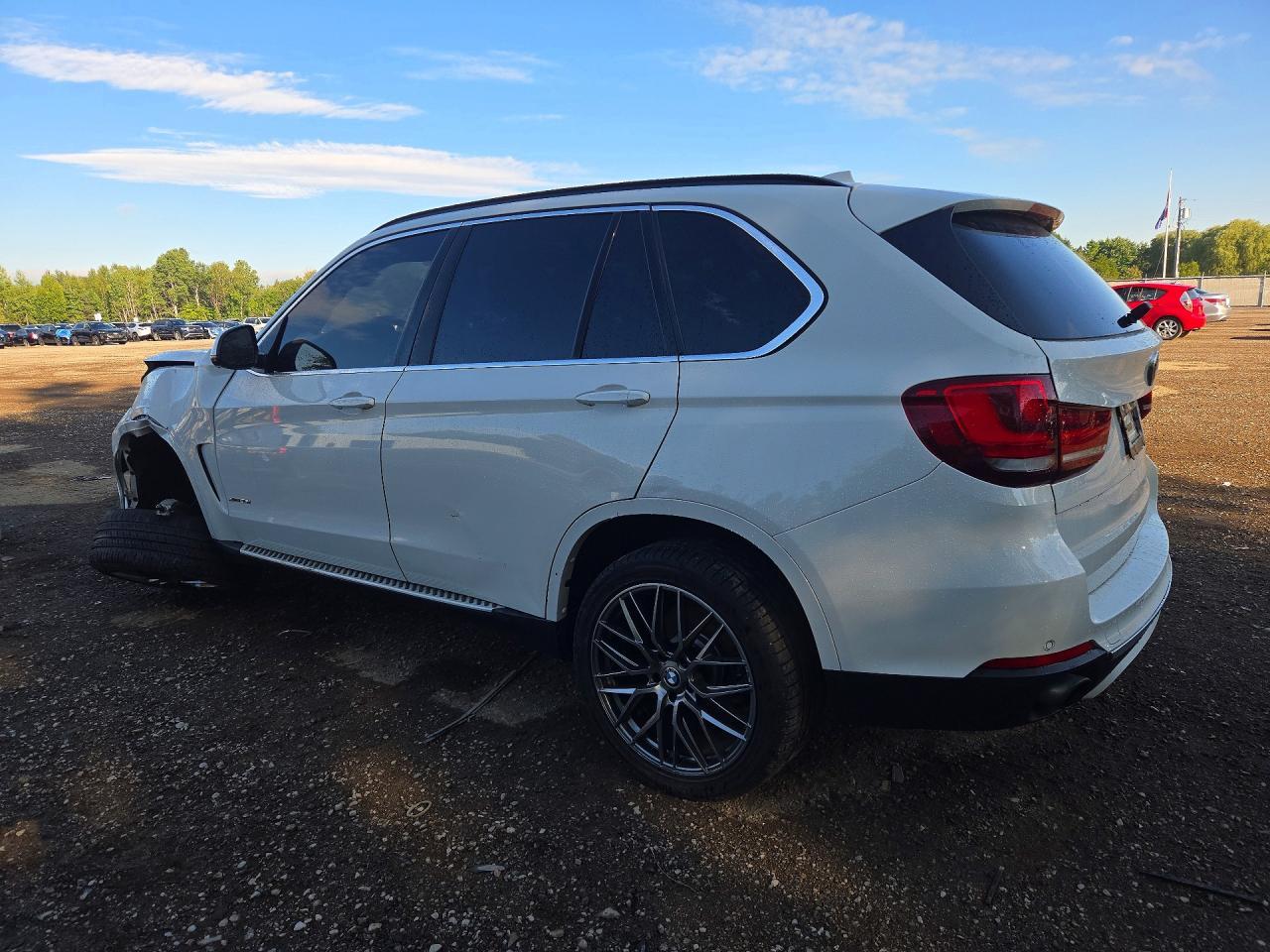 2015 BMW X5 xDrive35I - zdjęcie 2