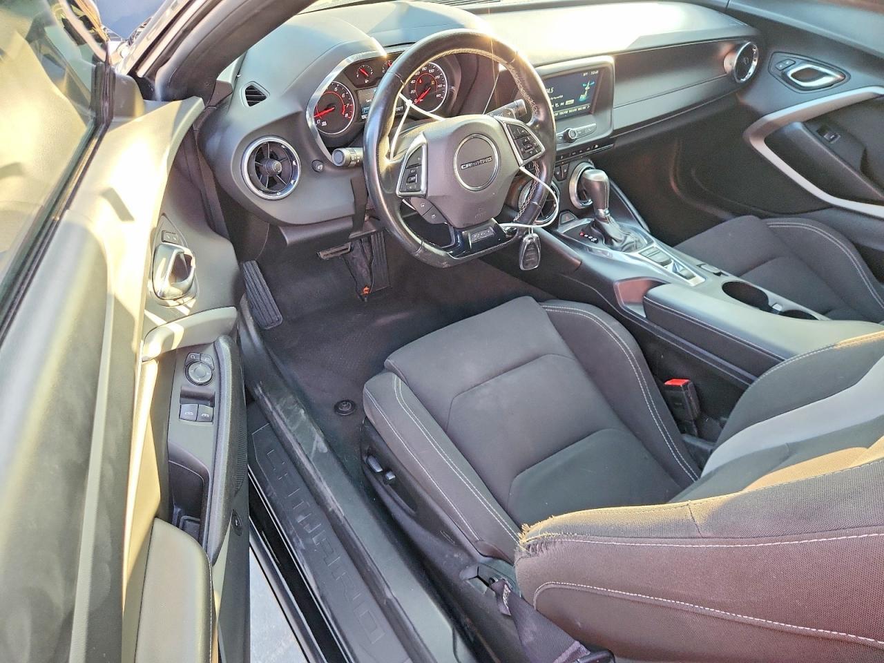 2017 Chevrolet Camaro 1Lt - zdjęcie 8