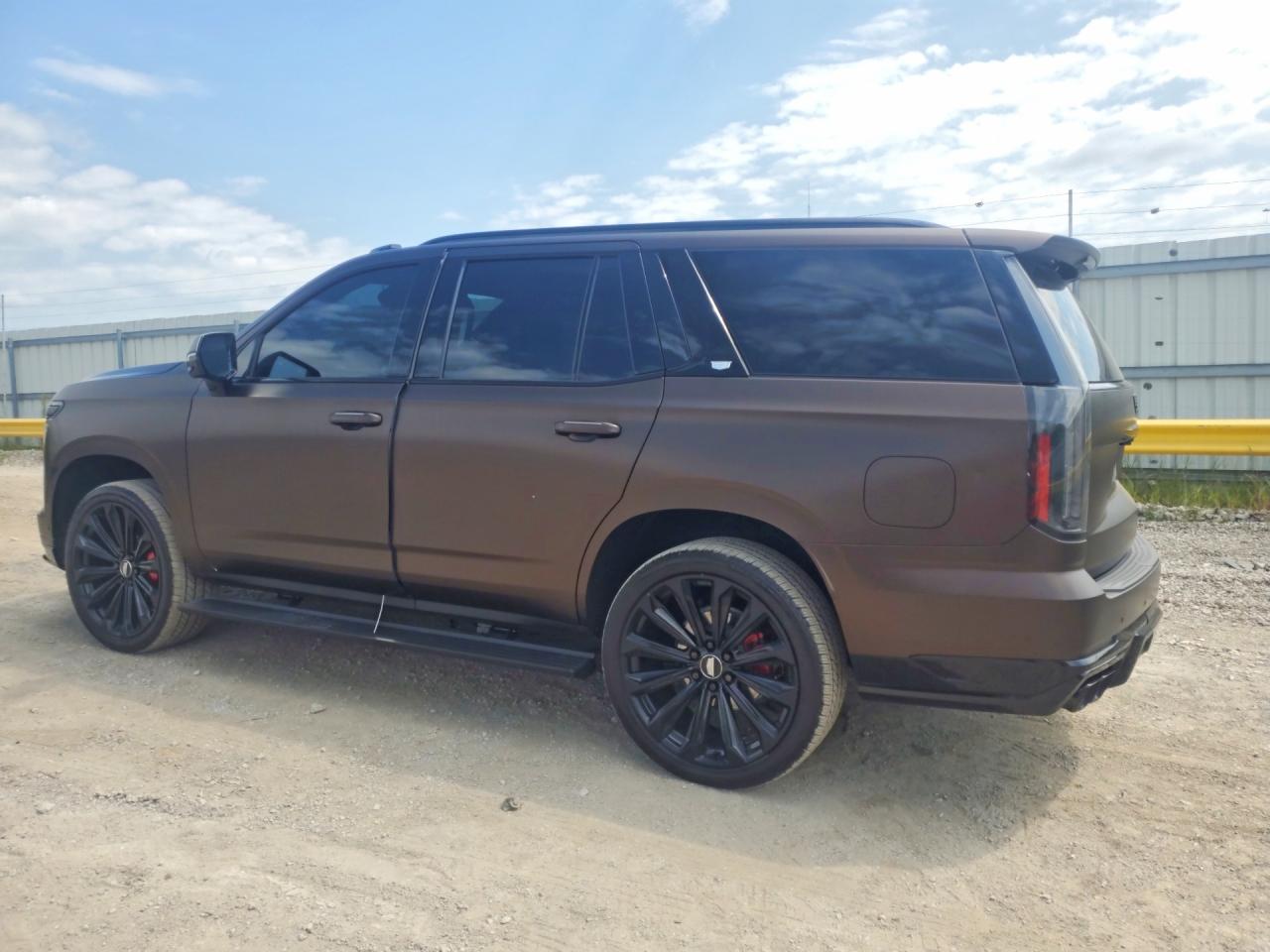 2025 Cadillac Escalade V - zdjęcie 2