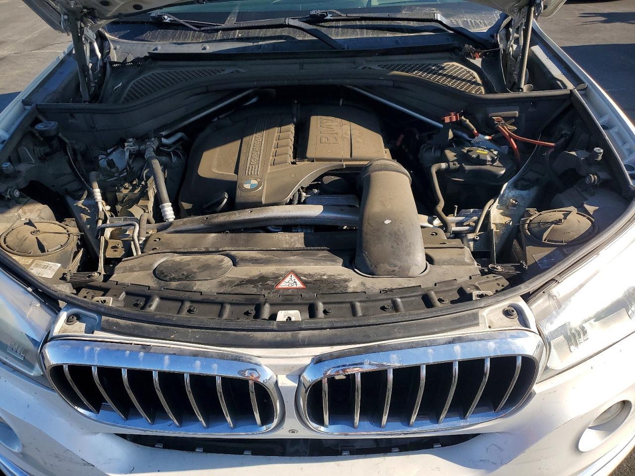 2014 BMW X5 xDrive35I - zdjęcie 12