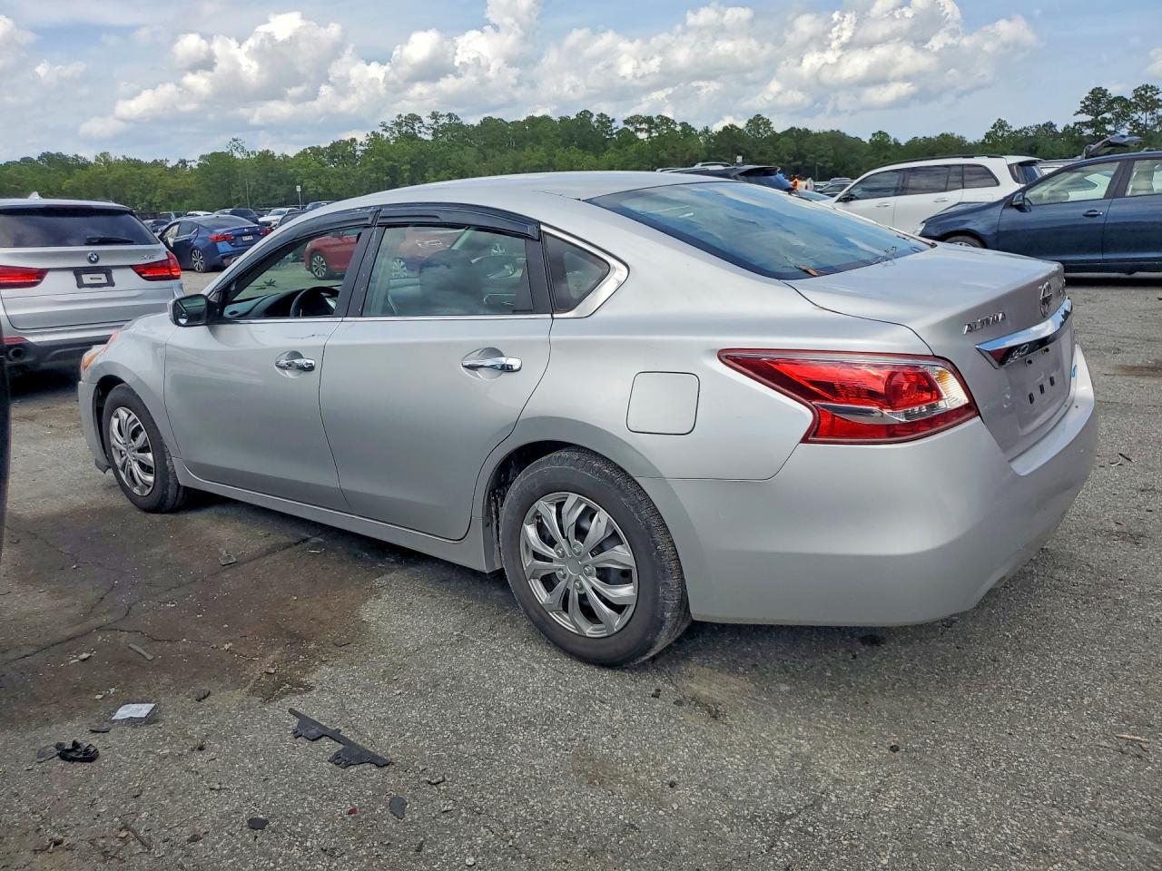 2013 Nissan Altima 2.5 - zdjęcie 2