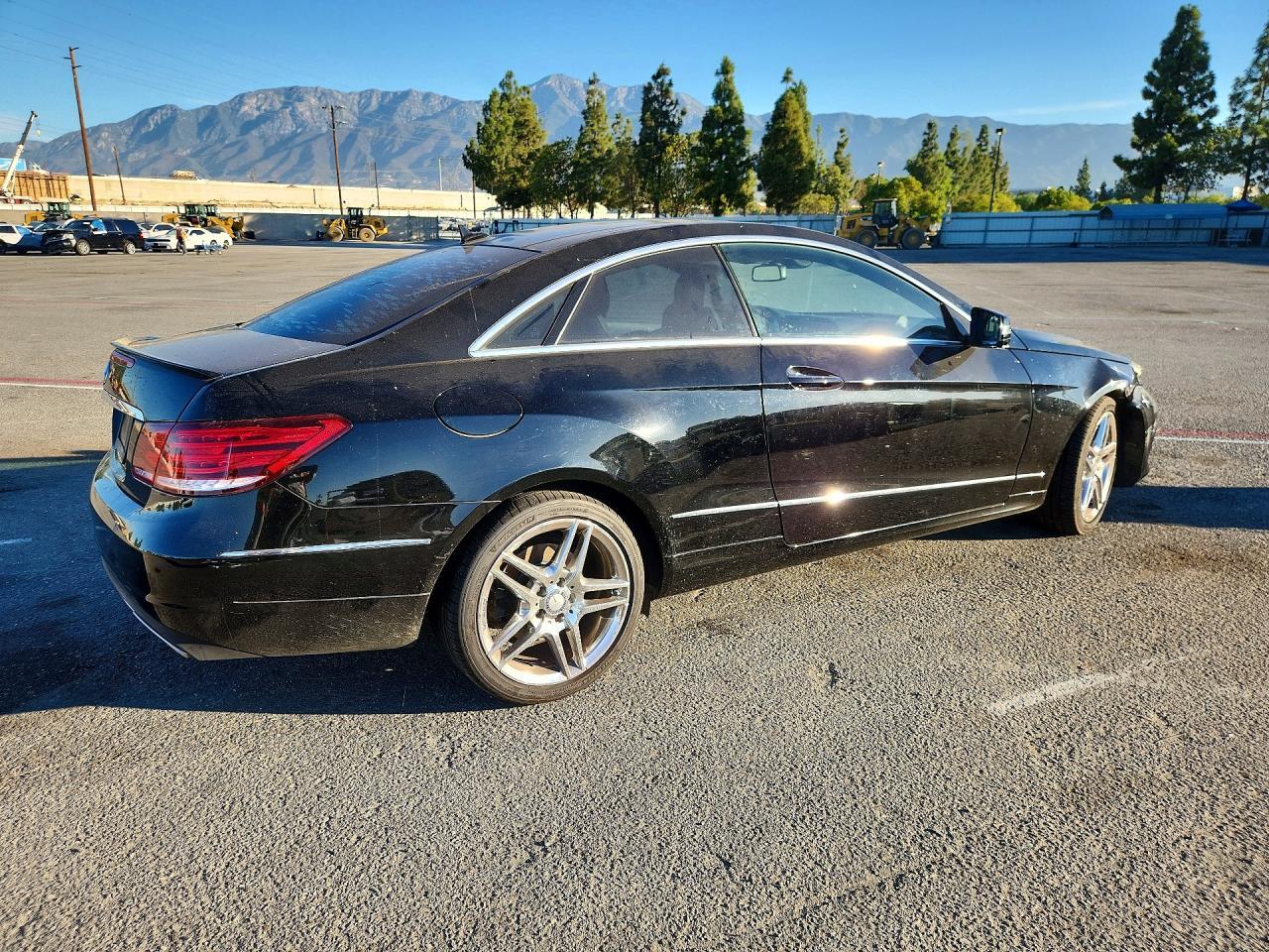 2014 Mercedes-Benz E 350 - zdjęcie 3