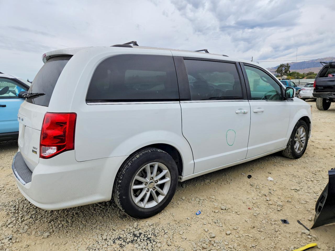 2019 Dodge Grand Caravan Sxt - zdjęcie 3