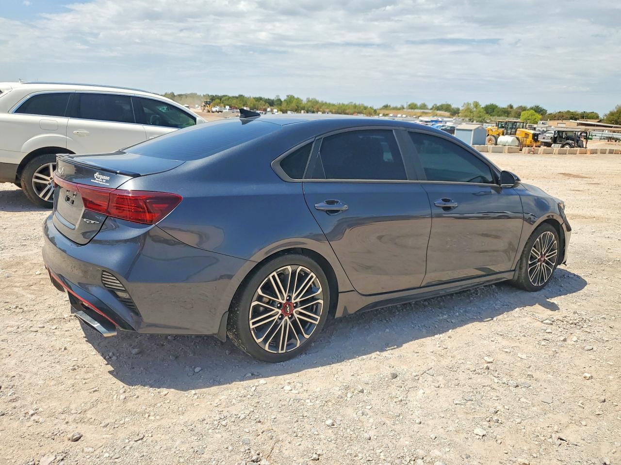 2023 Kia Forte Gt - zdjęcie 3