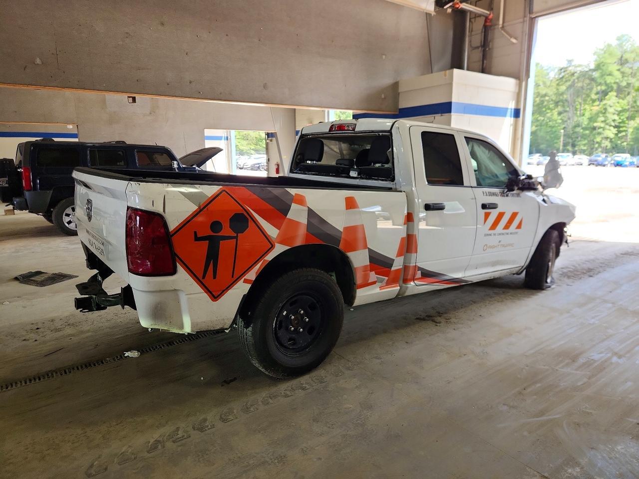 2023 Ram 1500 Classic Tradesman - zdjęcie 3