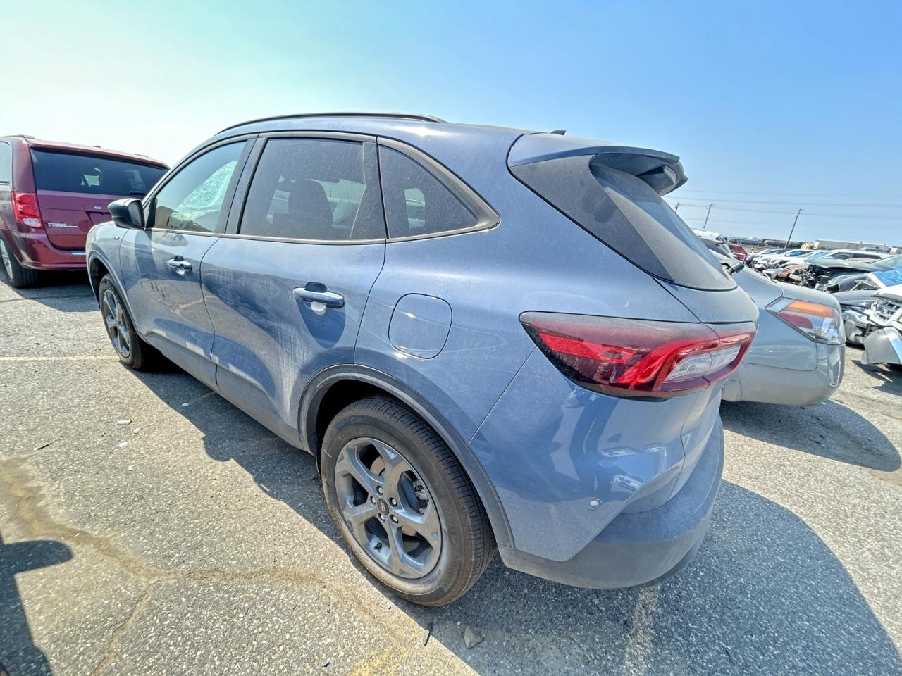 2025 Ford Escape St Line - zdjęcie 2