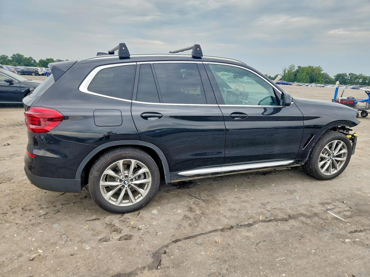 2019 BMW X3 xDrive30I - zdjęcie 3