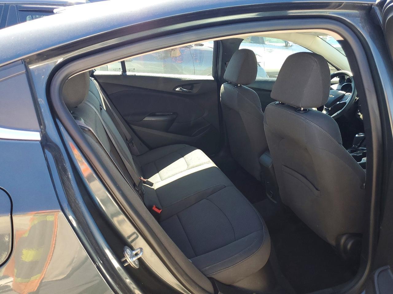 2017 Chevrolet Cruze Lt - zdjęcie 10