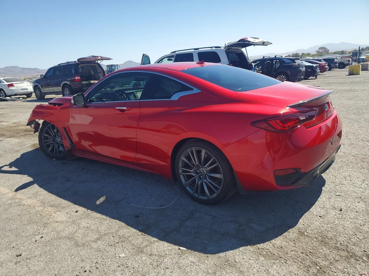 2017 Infiniti Q60 Red Sport 400 - zdjęcie 2
