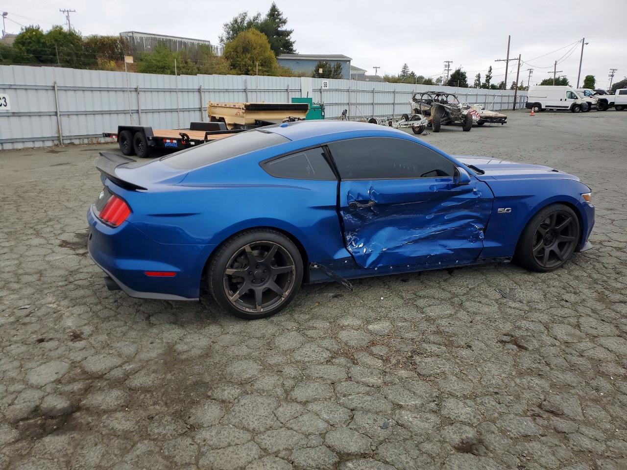2017 Ford Mustang Gt - zdjęcie 3