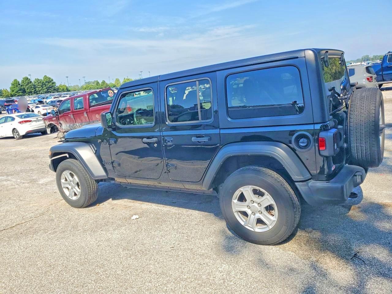 2021 Jeep Wrangler Unlimited Sport - zdjęcie 2