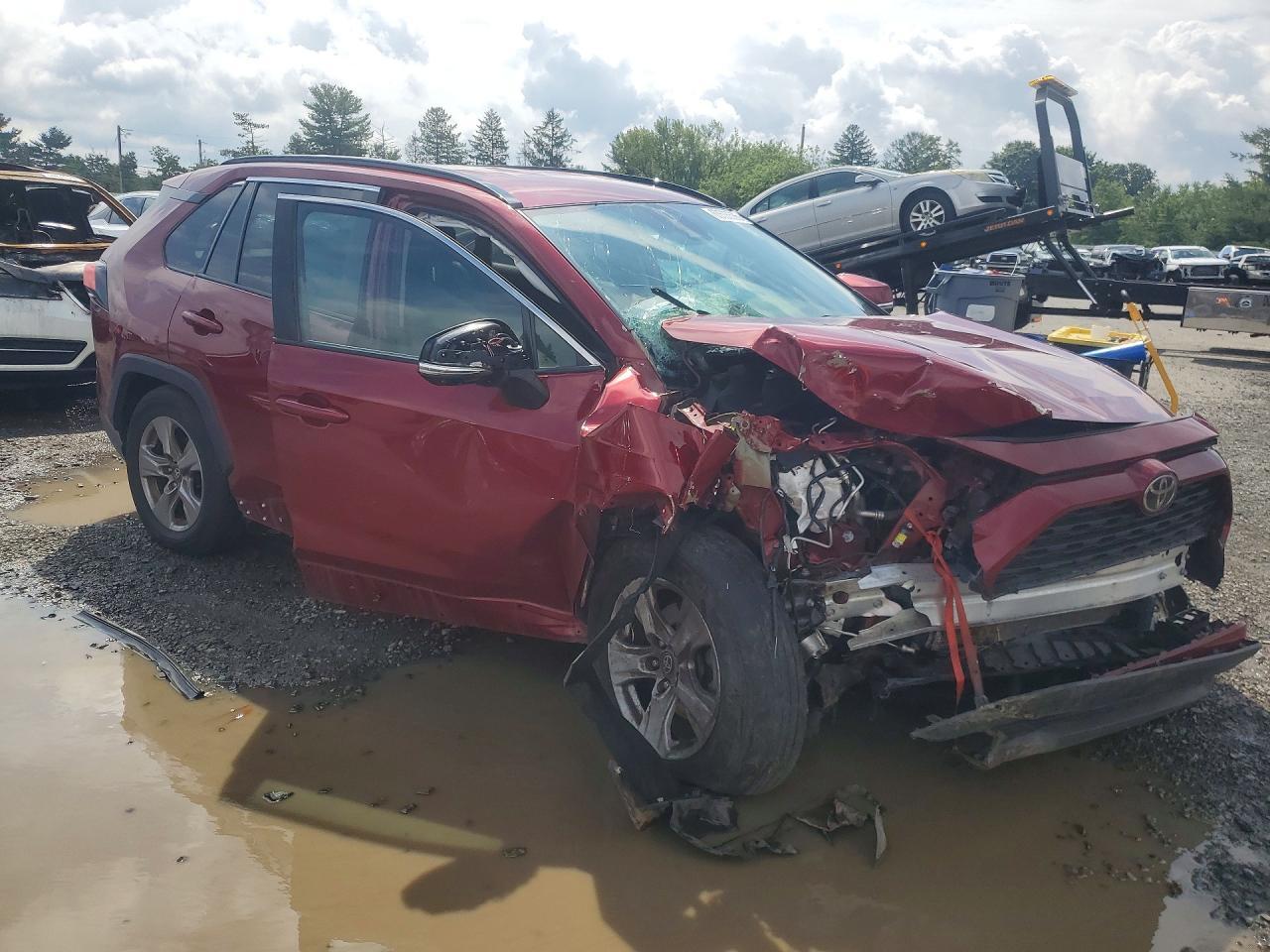 2022 Toyota Rav4 Xle - zdjęcie 4