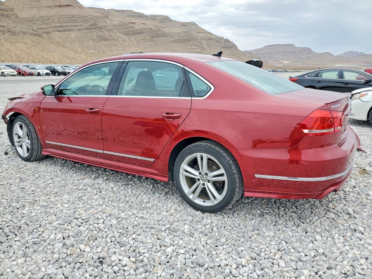 2015 Volkswagen Passat Sel - zdjęcie 2