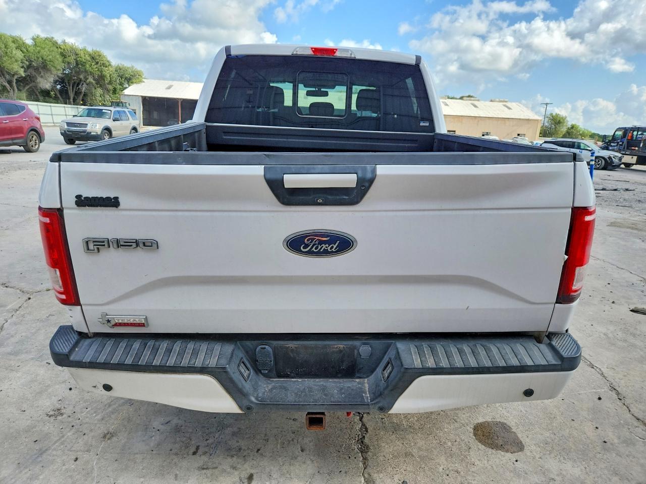 2016 Ford F150 Supercrew - zdjęcie 6