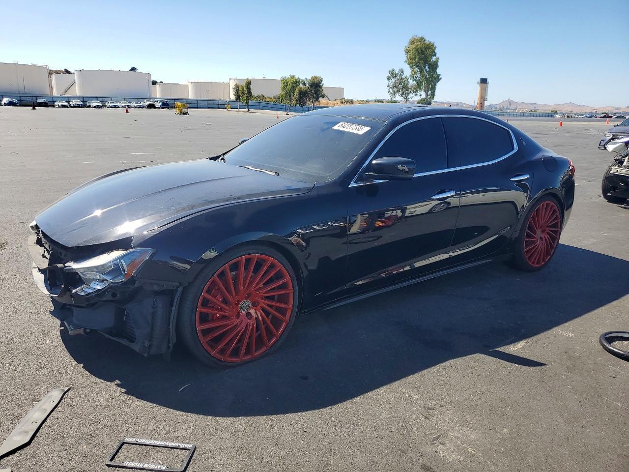 2015 Maserati Ghibli S - zdjęcie główne
