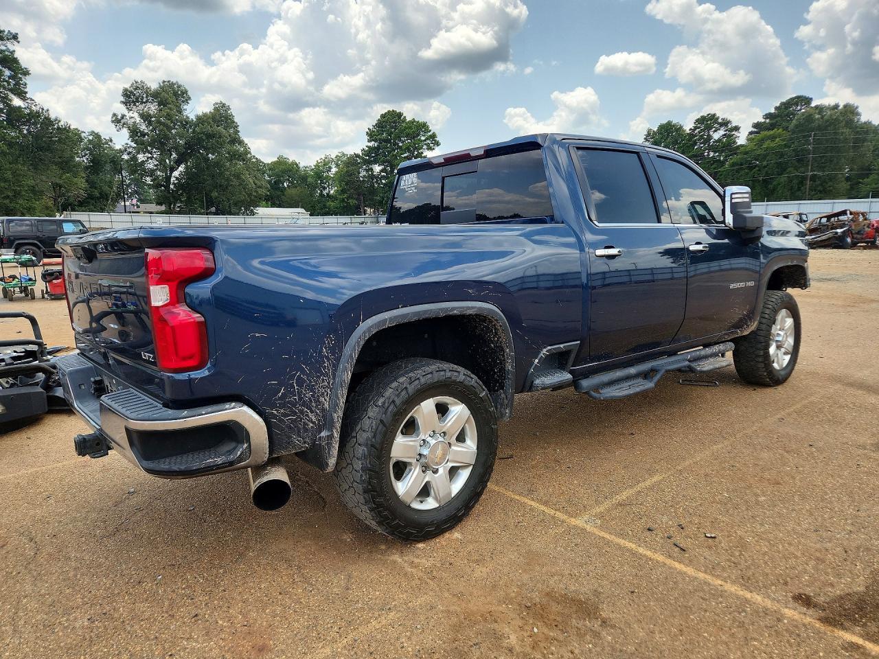 2020 Chevrolet Silverado K2500 Heavy Duty Ltz - zdjęcie 3