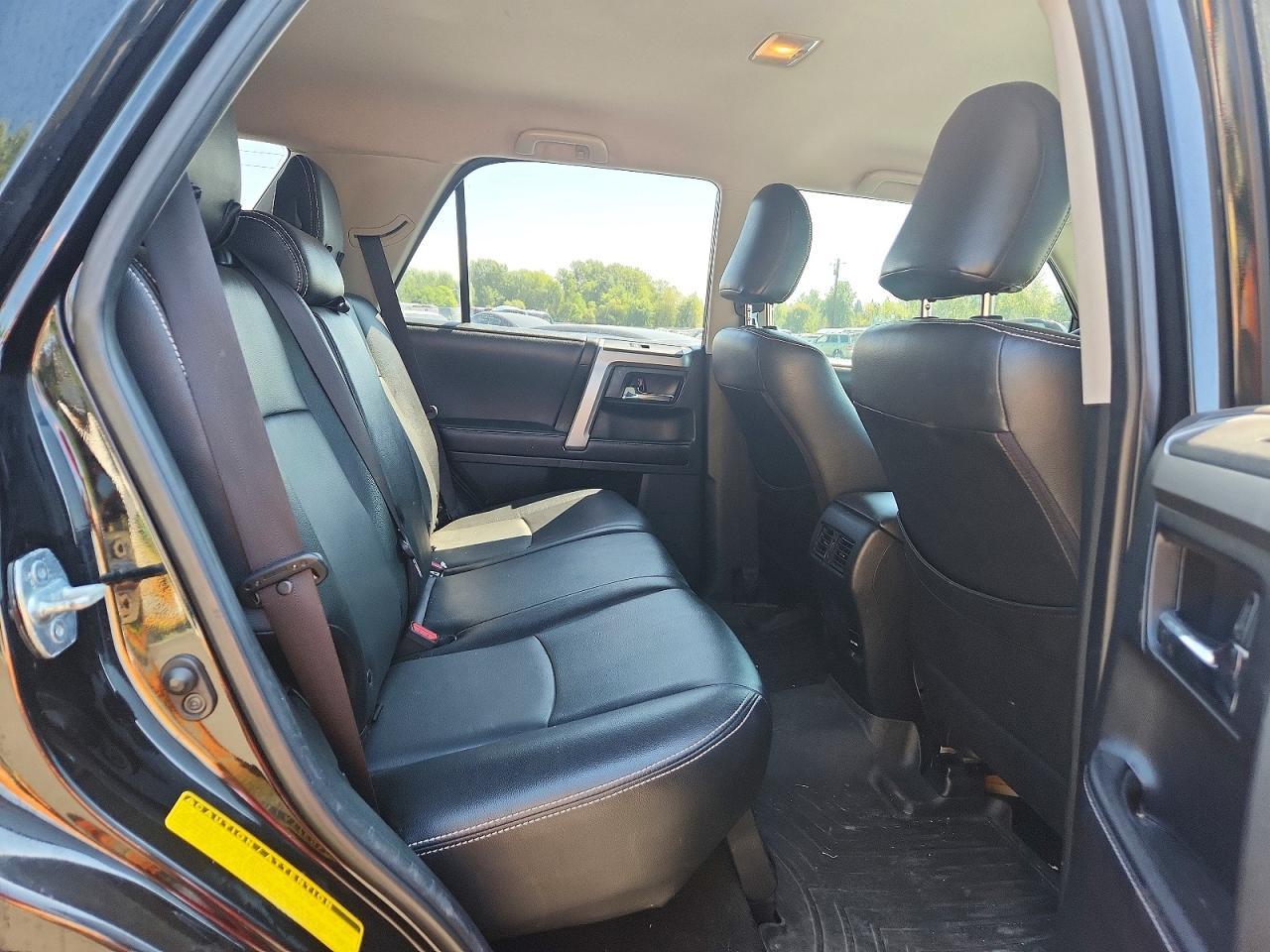 2017 Toyota 4Runner Sr5 - zdjęcie 10