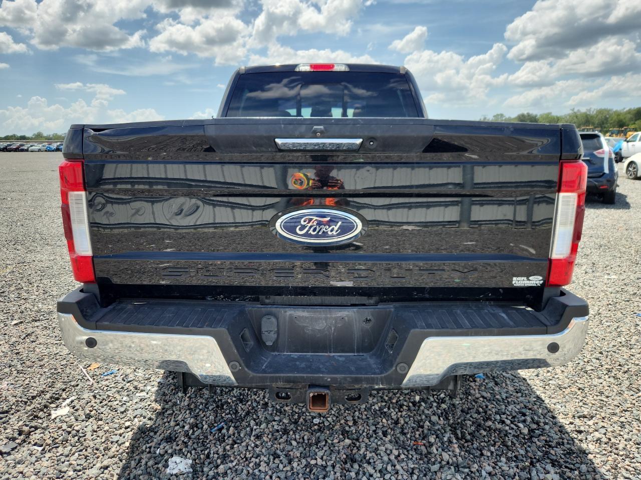2019 Ford F250 Super Duty - zdjęcie 6