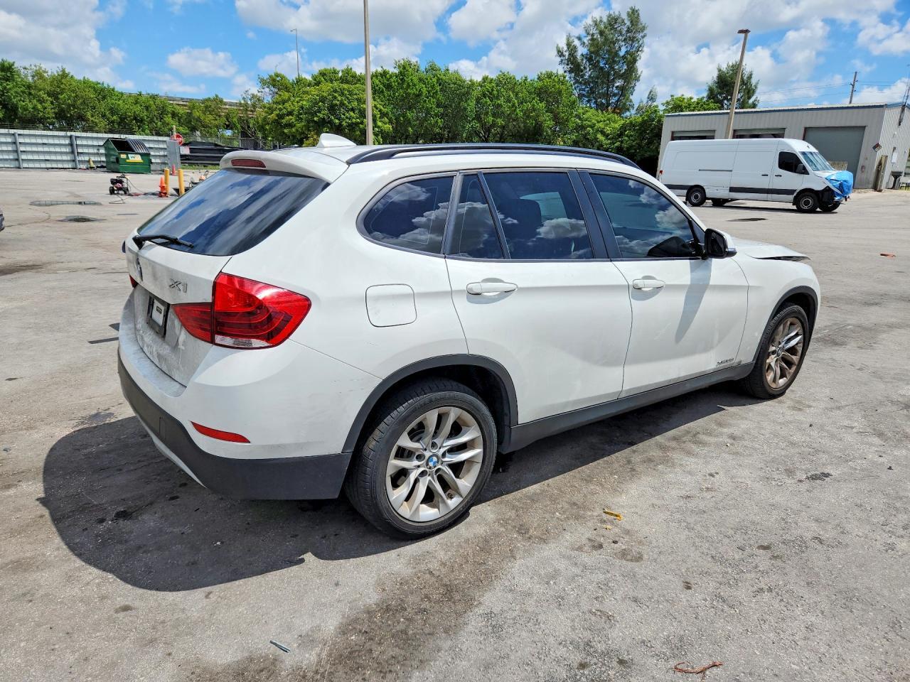 2015 BMW X1 xDrive28I - zdjęcie 3