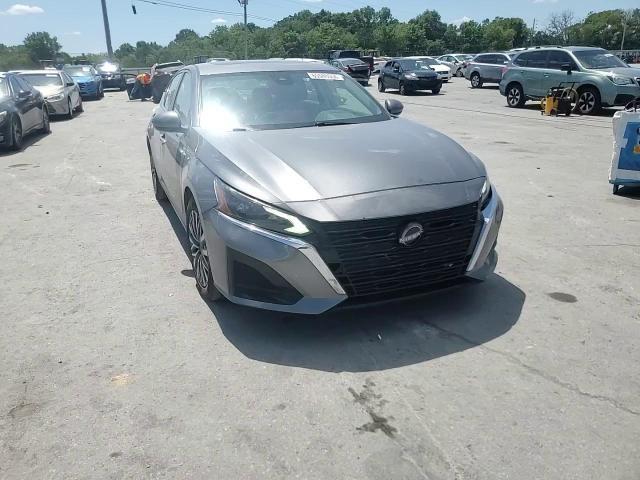 2023 Nissan Altima Sv - zdjęcie 13