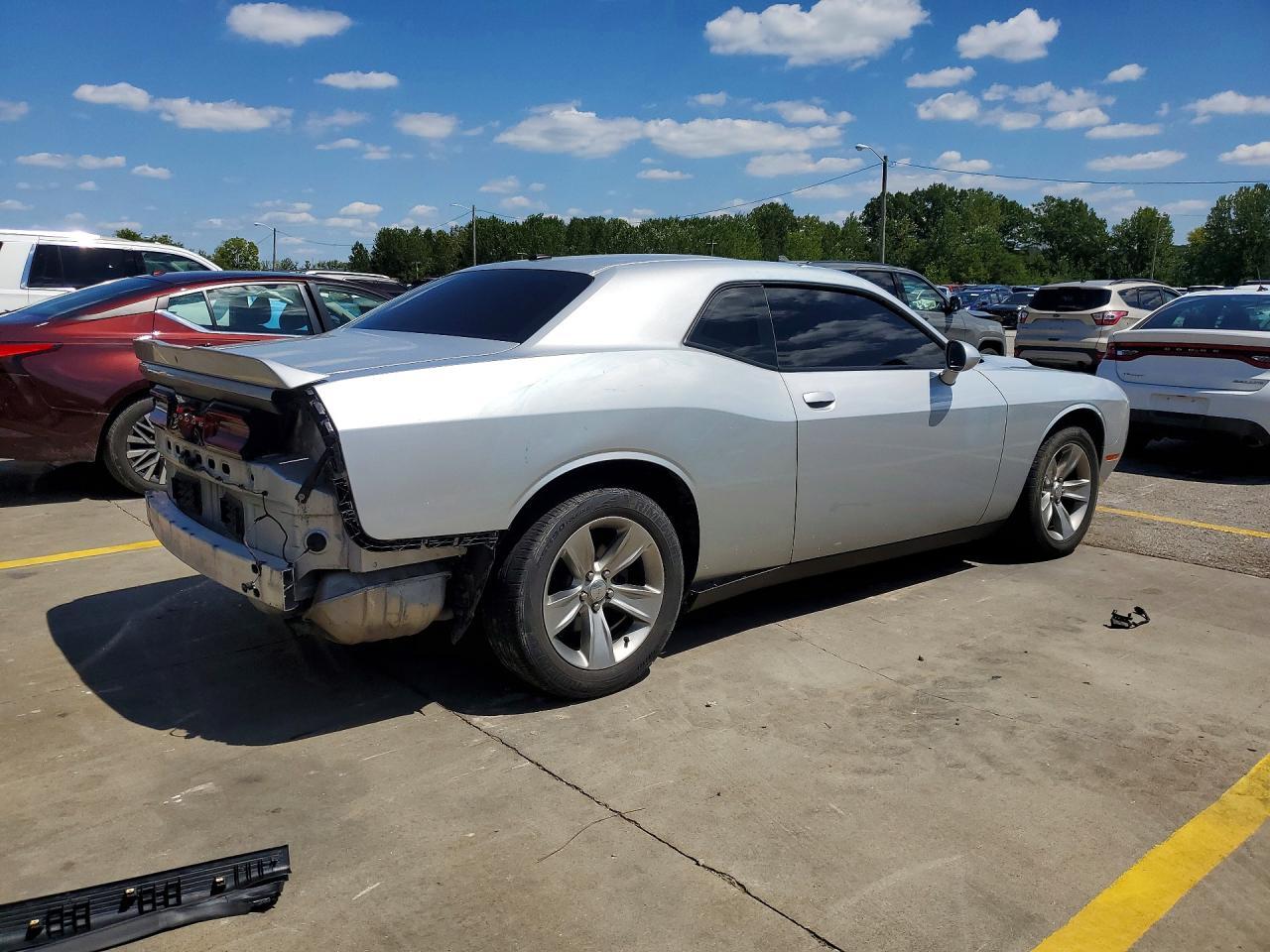 2019 Dodge Challenger Sxt - zdjęcie 3