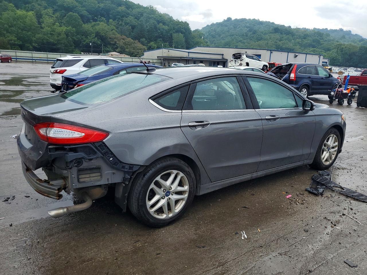 2014 Ford Fusion Se - zdjęcie 3