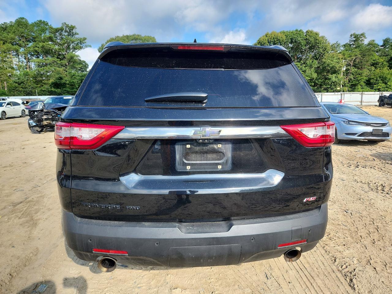 2021 Chevrolet Traverse Rs - zdjęcie 6